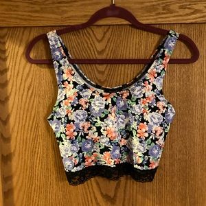 NEW Floral patterned crop top- size Medium